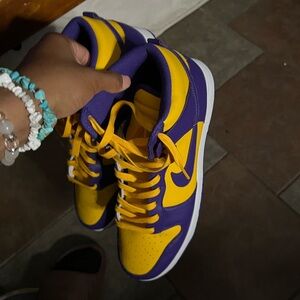 Size 12 men laker high dunk purple and gold